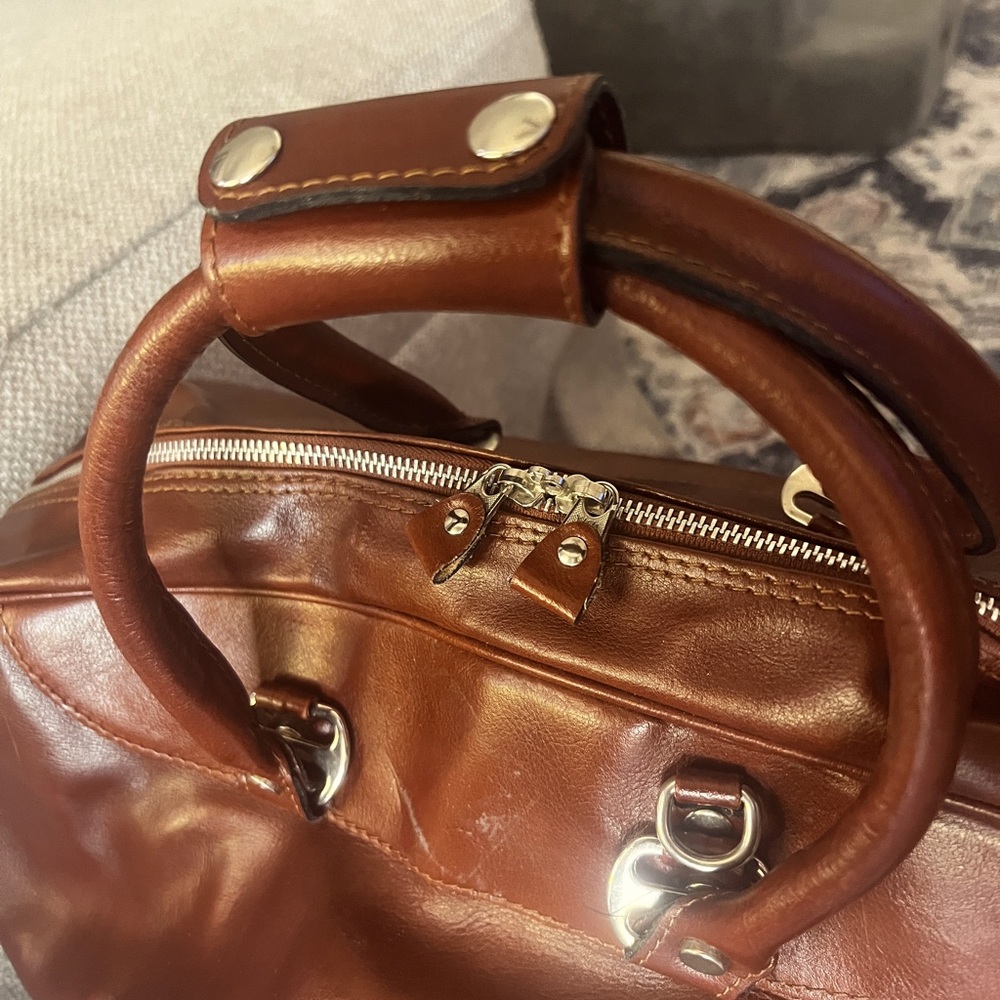 Vera Pella vintage weekend bag,used once. Bought in Firenze in 1998. Like new.